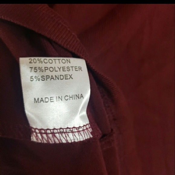 Burgundy Cold Shoulder Knit Long sleeve knot top M - Picture 5 of 5